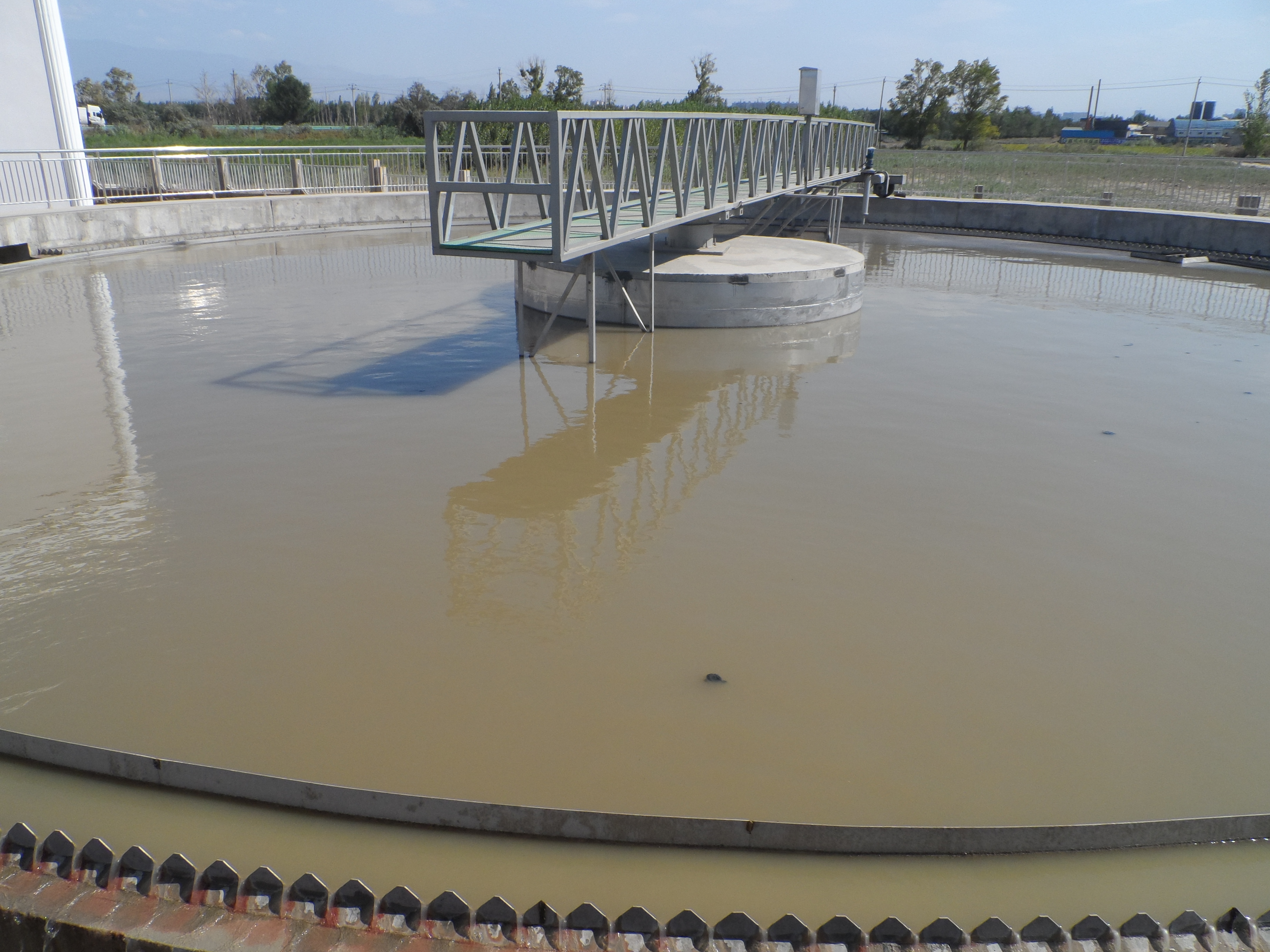 新疆废水处理设备的生物处理法两种分类